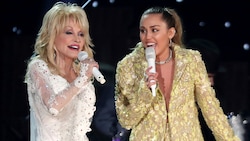 Nach dem Tod von Dolly Parton nahm Miley Cyrus nun mit bewegenden Worten Abschied von ihrer ...