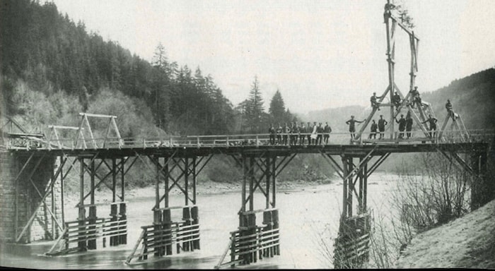 Tausende Unterschriften wurden für die denkmalgeschützte Brücke gesammelt.