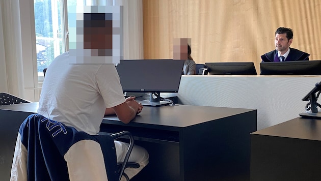 Der Angeklagte bestritt vor Gericht, die Gräueltaten der Hamas „gefeiert“ zu haben.