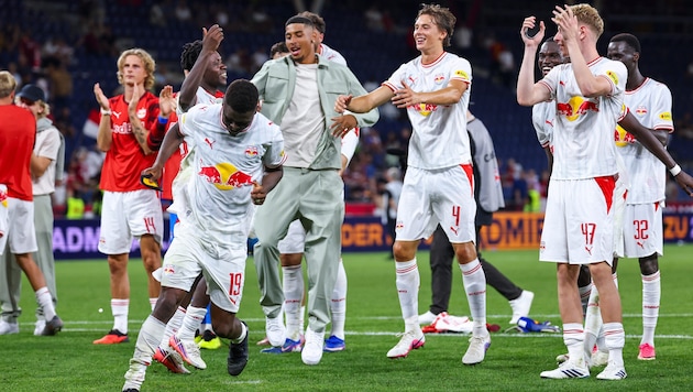 Red Bull Salzburg hatte nach dem souveränen 3:0-Heimsieg gegen Mjällby viel Grund zur Freude.