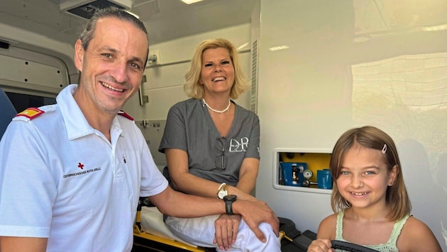 Josef Brunner (44), Mama Marie-Jeanne und ihre kleine Heldin Lilly (8)
