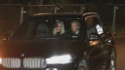 Kronprinzessin Mette-Marit verließ am Donnerstag gegen 22 Uhr alleine das Rikshospitalet in ...