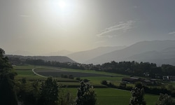 Tonnenweise Saharastaub liegt derzeit über Tirol.