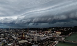 Heute soll es am Himmel noch richtig rundgehen (Symbolfoto).