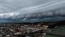 Heute soll es am Himmel noch richtig rundgehen (Symbolfoto).