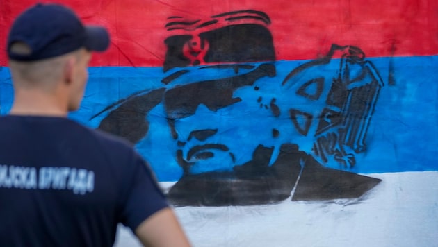 Der verurteilte Kriegsverbrecher Ratko Mladic könnte trotz seiner Taten ein Staatsbegräbnis in ...