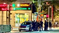 Nächtlicher Einsatz am Hauptbahnhof – sogar ein Polizeihund war dabei.