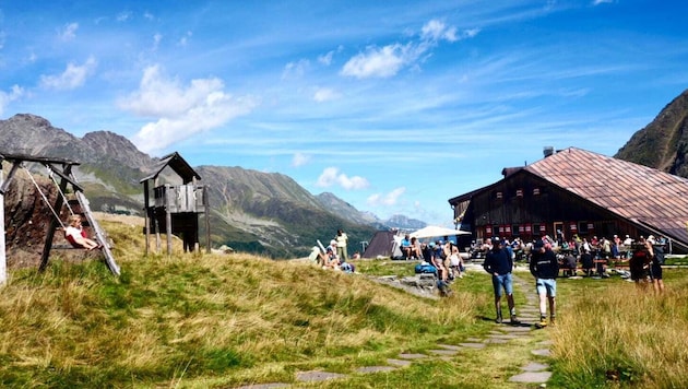 Bei der Sulzenauhütte finden Groß und Klein Kurzweil und Entspannung.