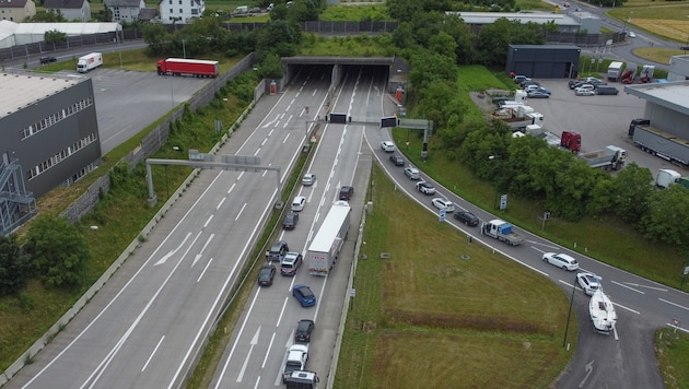 Wegen der Tunnelmodernisierung muss die Welser Westspange für zehn Monate gesperrt werden.