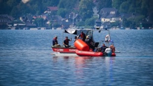 Pressefoto Scharinger/Daniel Scharinger Mit großen Luftkissen wird die zweisitzige Maschine an die Wasseroberfläche gebracht.