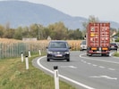 Mit der Maut soll die teure Erhaltung der Straßen bezahlt werden.