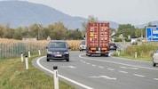 Mit der Maut soll die teure Erhaltung der Straßen bezahlt werden.