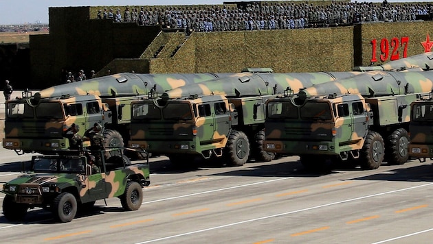 Die chinesische DF-17 gilt als Trägersystem für Hyperschall-Gleitflugkörper. Eine neue Variante ...
