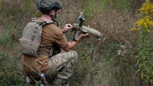 Die ukrainischen Streitkräfte müssen neben konventionellen Waffen zunehmend auch vollautonome ...