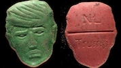 Die neu aufgetauchten Ecstasy-Tabletten enthalten eine potenziell tödliche Dosis an MDMA, dem ...