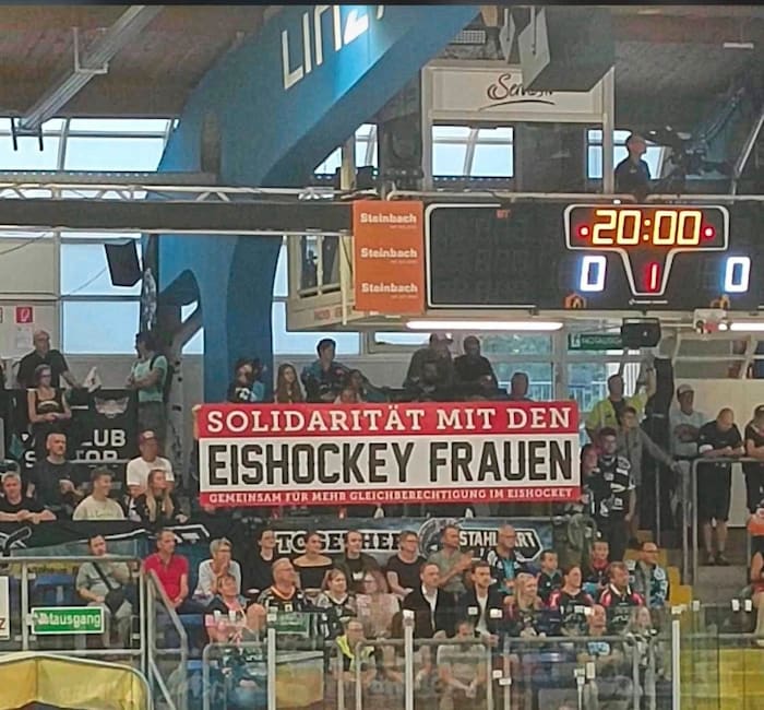 Die Fans stärkten den Spielerinnen den Rücken.