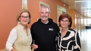 Landtagspräsident Karl Wilfing mit seiner Frau Gerda (re.) und Landeshauptfrau Johanna ...