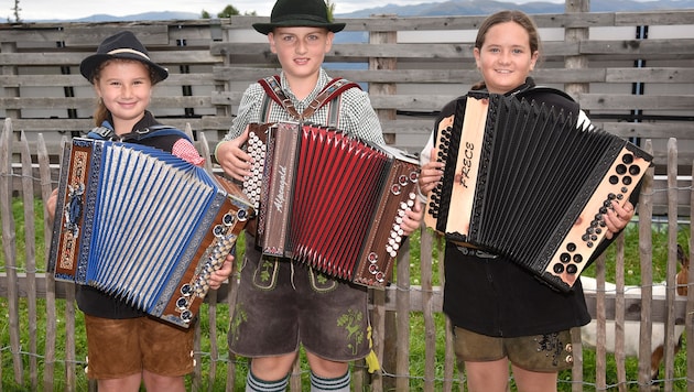 Lisa (7) und Anton (10) aus Bayern und Julia (10) aus Tamsweg sind die jüngsten Musiker.