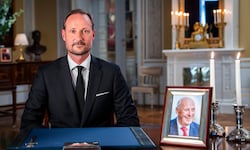 Die erste Rede des neuen norwegischen Königs Haakon fand am Samstagabend statt. Immer wieder ...