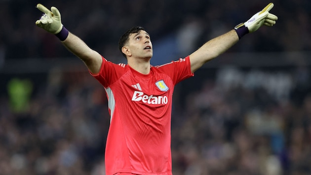 Argentinien-Keeper Emiliano Martinez wechselt zum FC Chelsea.