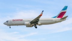 Im Inneren der Boeing 737 breitete sich Dampf aus, statt auf Mallorca landete die Maschine schon ...