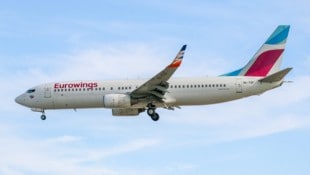 Im Inneren der Boeing 737 breitete sich Dampf aus, statt auf Mallorca landete die Maschine schon ...