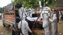 Nach dem Abbruch eines Gletschers an der Grenze zu China kommen in Nepal mehr als 750 Menschen ...