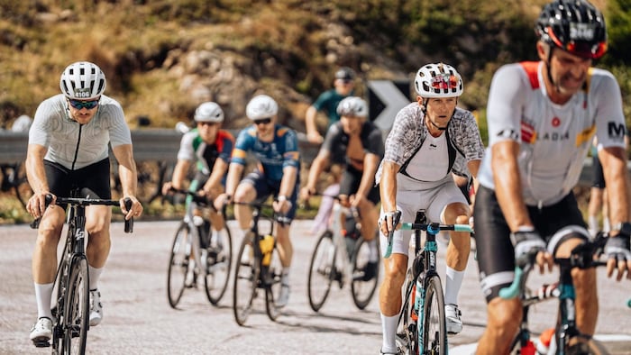 Mehr als 25.000 Radsportler hatten sich um einen Platz beworben, 4271 durften sich am Sonntag ...