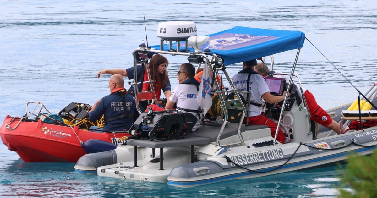 Attersee: Spezialtaucher wollen in 162 Meter Tiefe