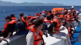 Mindestens acht Menschen starben bei dem Fährunglück vor Zypern – laut Passagieren sei es ein ...