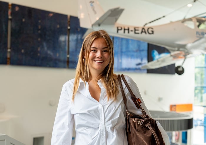 Nach ihrem Gap Year startet Prinzessin Ariane voller Tatendrang an der Uni durch. Sie hat sich ...
