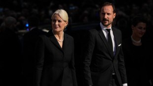 Nachdem Königin Mette-Marit wegen ihres Gesundheitszustandes nicht am Gedenkgottesdienst für den ...