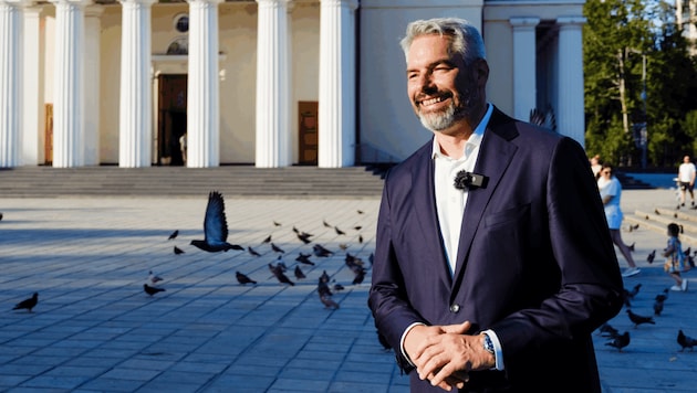 Altkanzler Karl Nehammer trägt jetzt einen Vollbart.