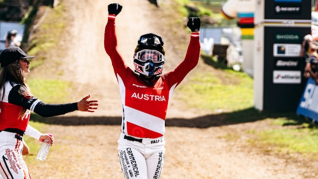 Sie dominiert den Downhill-Sport wie keine andere: Valentina Höll.