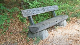Auf Wanderwegen wird um Spenden für die Natur gebeten. Das Geld landet allerdings auf Konten in ...