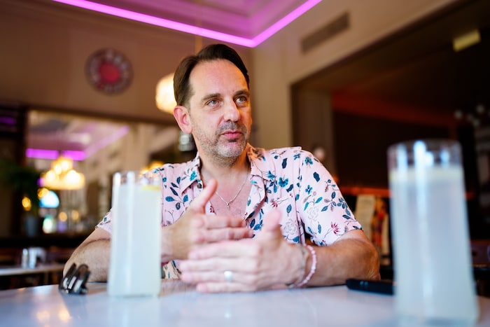 In Wiener Popkreisen momentan allgemein ziemlich populär: ein Soda Zitron.