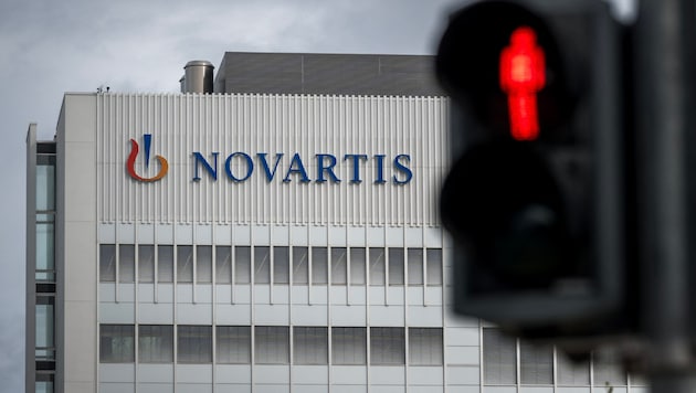 Mehrere klinische Studien für eine experimentelle Therapie wurden bei Novartis nun ausgesetzt.