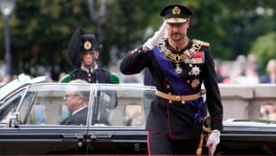 König Haakon sprach darüber, was er nach dem Tod seines Vaters Harald am meisten vermisst.