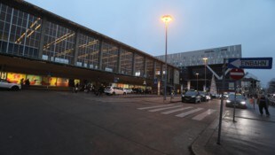 Am Wiener Europaplatz eskalierte ein Streit zwischen zwei Männern – ein 47-Jähriger wurde dabei ...