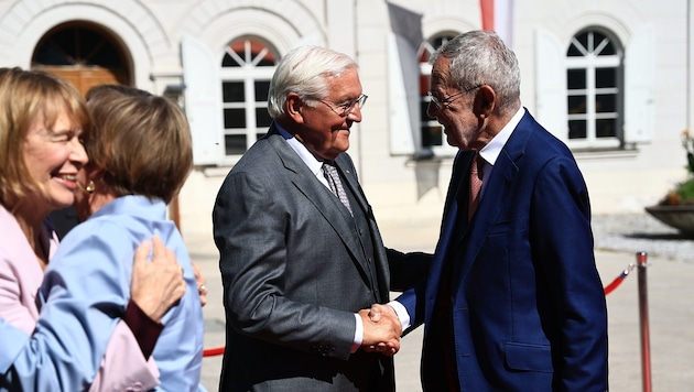Alexander Van der Bellen (re.) mit dem deutschen Bundespräsidenten Frank-Walter Steinmeier.