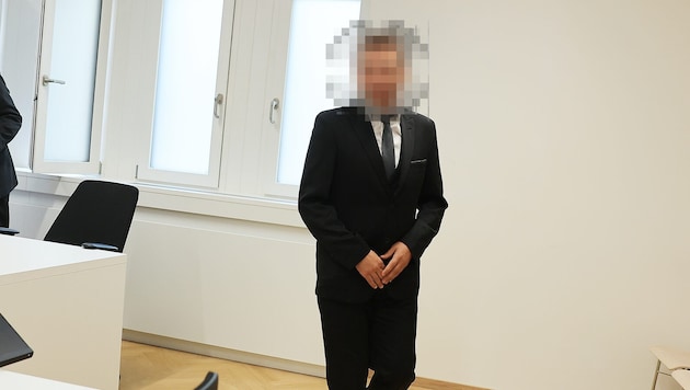 Vor dem Prozess saß der angeklagte Busfahrer (43) nicht in U-Haft. Bis zur Rechtskraft des ...