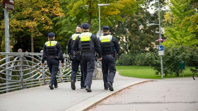 Bei Verstößen gegen die städtischen Park- und Spielplatzordnung kann die MÜG kontaktiert werden.