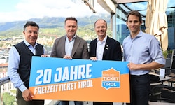 Feierten Jubiläum: Studienleiter Martin Schnitzer, Initiator Thomas Schroll, BM Johannes ...