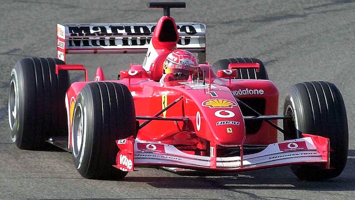 Michael Schumacher im ikonischen Ferrari F2002