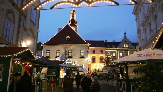 Frohe Weihnachten heißt es in wenigen Monaten schon wieder. Wer Kommunalsteuer für seinen Stand ...