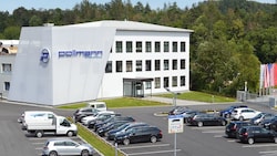 Zittern um Arbeitsplätze beim internationalen Automobil-Zulieferer Pollmann in Karlstein an der ...