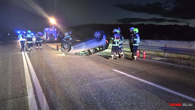 Auf dem Dach kam das Auto der 19-Jährigen auf der B317 zum Stillstand