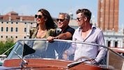 Amal und George Clooney kamen am Dienstag in Venedig an. Am heutigen Mittwoch wird der ...