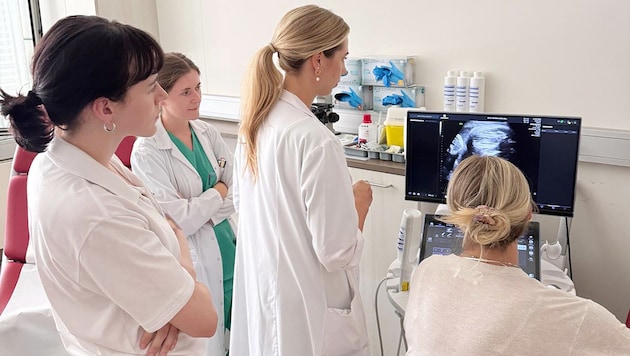 Ultraschall-Untersuchungen sind in der Medizin wichtig und wollen geübt werden. Auf dem Programm ...