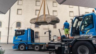 Sieht nicht wirklich schwer aus, ist es aber: 16,4 Tonnen bringt der Porsche auf die Waage. 